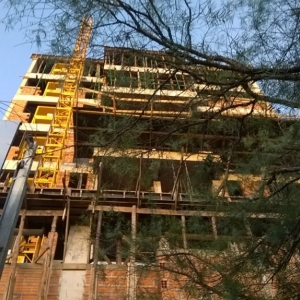 Canteiro do Residencial Vila Real, obra da Balen em Passo Fundo.